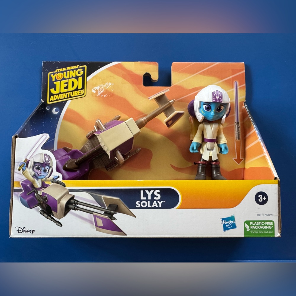NIB Hasbro Star Wars Young Jedi Adventures Figures Lys solay vehicle lightsaber